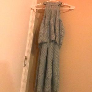 Size is xs and good looking dress